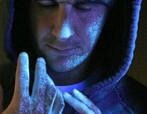 DNA Spray identifies robbers as having been at the scene of the crime